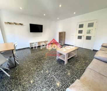 Piso en alquiler en Centro - Photo 2