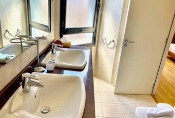 Carrer Bogatell, Sant Adrià de Besòs, Catalonia 08930