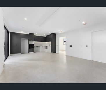 Spacious Brand new 2 bedroom Apartment. - Photo 5