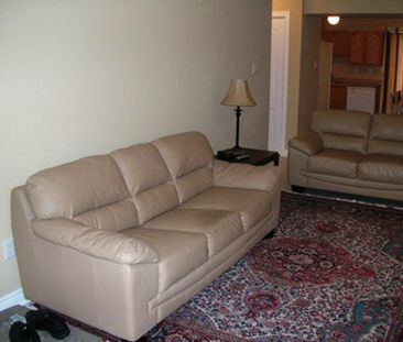 For Lease - 21 Raglan Street, Collingwood, Ontario - Photo 1