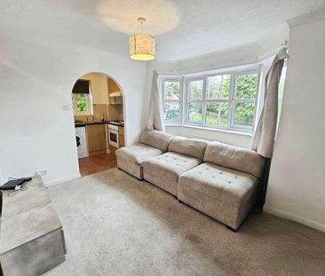 Churchdale, Aldershot, GU12 - Photo 5