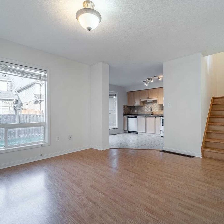 For Lease - 2447 Baintree Crescent, Oakville, Ontario - Photo 1