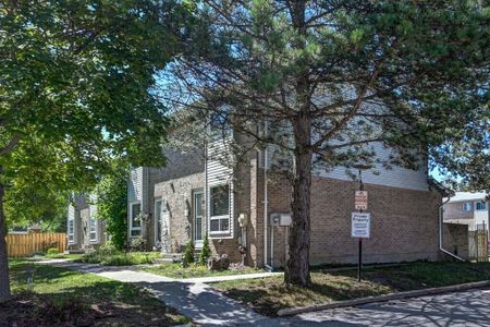 Northwood Village - Photo 5