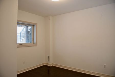 For Lease - 344 Glengarry Avenue, Toronto, Ontario - Photo 3