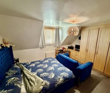 4 Bedroom Semi Detached To Let - Photo 4