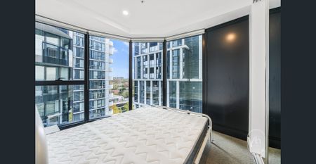 Furnished Panorama Box Hill with walking distance to Box Hill Central - Photo 5