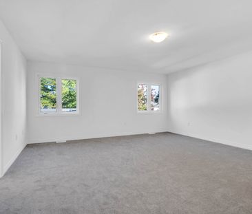 For Lease - 91 Berkely Street, Wasaga Beach, Ontario - Photo 4