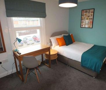 St. John's Street, Reading, RG1 - Photo 1