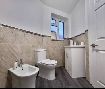 Room in a Shared House, Howard Rd, IG11 - Photo 6