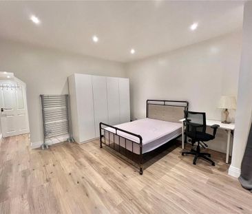 3 bedroom apartment to rent - Photo 1