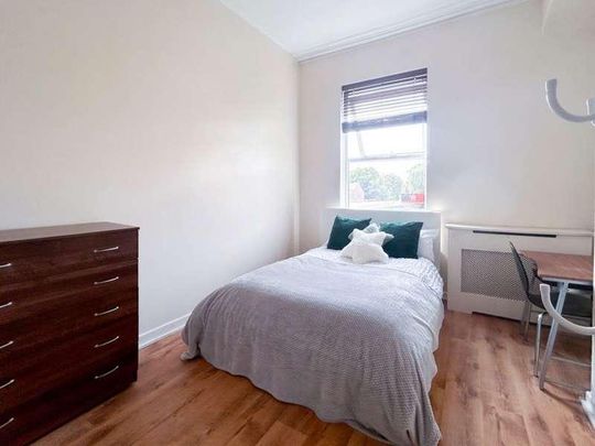 Bedroom Flat, Duffield Road - Students, DE1 - Photo 1