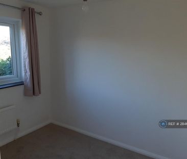 2 bedroom semi-detached house to rent - Photo 2