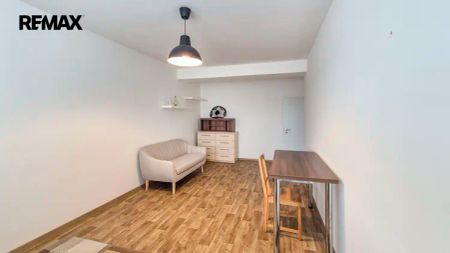 Pronájem bytu 2+1, 55 m - Photo 2