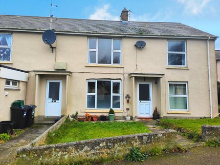 2 bedroom end of terrace house to rent - Photo 5