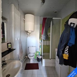 Location Appartement 1 pièce 40m² JOIGNY 89300 - Photo 3