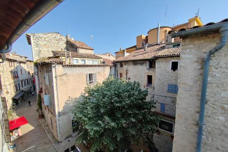 2P MEUBLÉ/ VENCE CITÉ HISTORIQUE - Photo 2