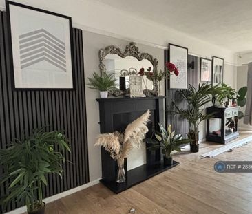 3 bedroom terraced house to rent - Photo 1