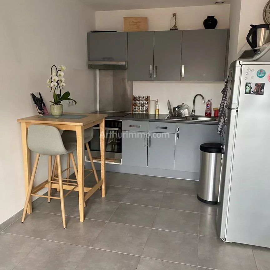 Location Appartement 2 pièces 40 m2 à Marignane - Photo 1