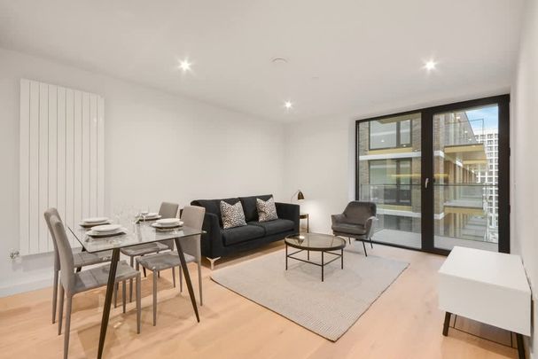 John Cabot House, Clipper Street E16 - Photo 1