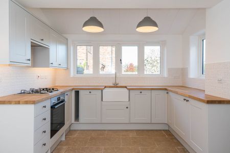 Aylesbury Road, Wendover - Photo 3