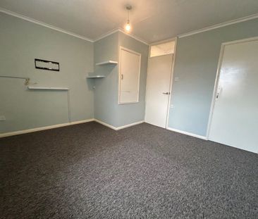 2 Bedroom House - Merlin Close, Bishops Waltham - Photo 4