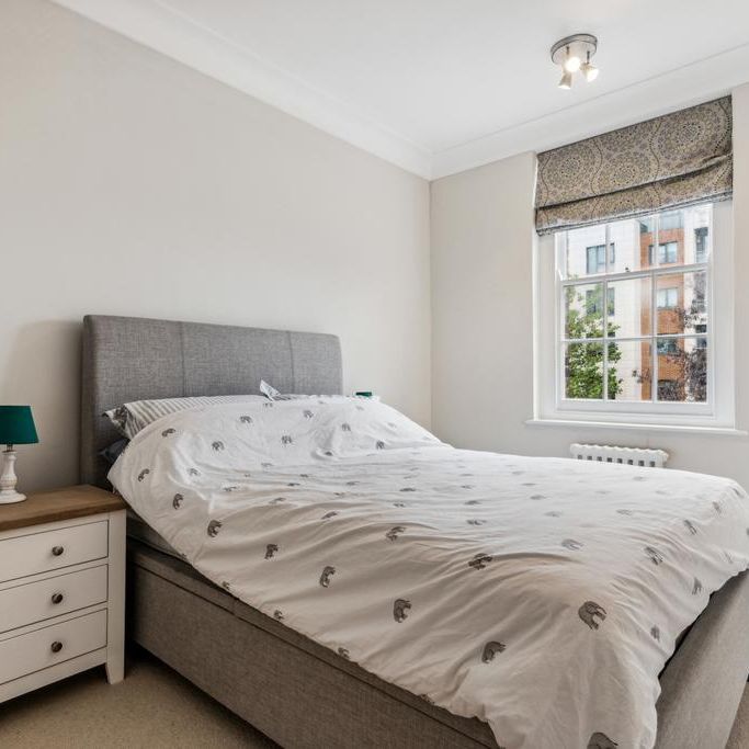 3 bedroom flat to rent - Photo 1