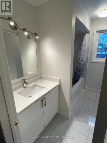 60 PLUM BROOK CRESCENT - Photo 3