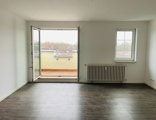 ***Helle Dachgeschoss-Wohnung im grünen Norden sucht neue Bewohner*** - Photo 1