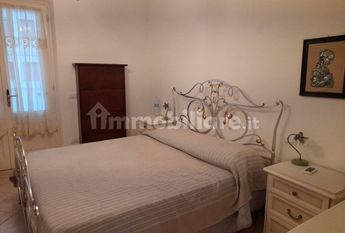 Villa bifamiliare via Padre Ignazio da Carrara, Vittoria Apuana, Forte dei Marmi