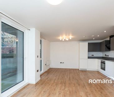Grandview, 296 Farnborough Road, Farnborough, GU14 - Photo 5
