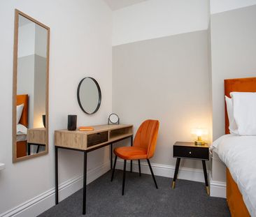 John Street - Photo 6