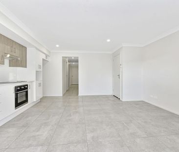 Low maintenance living in Katherine's Landing Estate - Photo 5