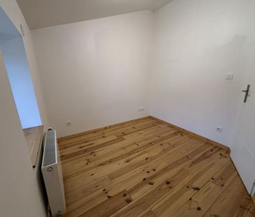 Joli F3 en duplex de 46m2 avec TERRASSE et GARAGE à louer Mornand-e... - Photo 3