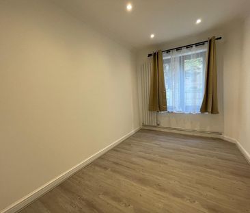 4 Bed Terraced House, Harrier Way, E6 - Photo 1