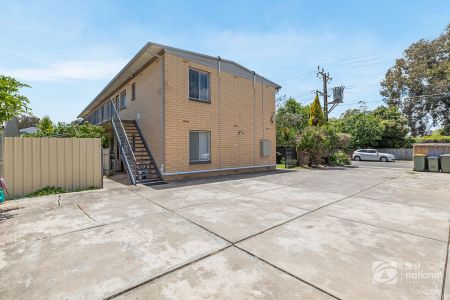 Low maintenance unit - Photo 2