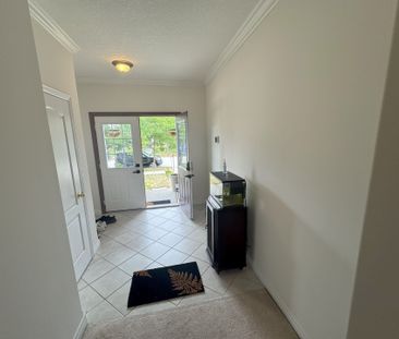 For Lease - 770 Brandenburg Boulevard Unit# Room 3, Waterloo, Ontario - Photo 2