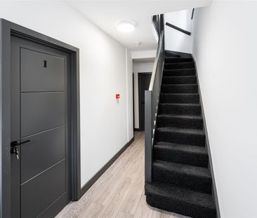 Burlington Avenue, Slough SL1, London - Photo 3