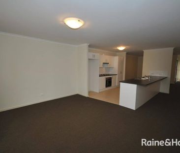 Three Bedroom duplex home in West Nowra - Photo 2