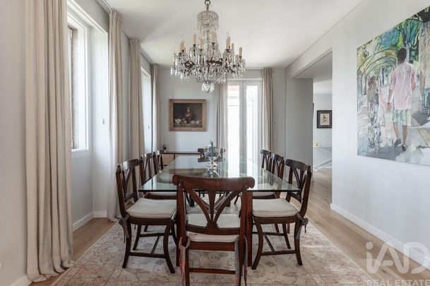 4 bedroom luxury Flat for rent in Lisbon - Photo 1