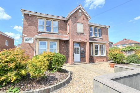 1 bedroom Flat To Let - Photo 5