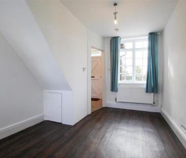 2 bedroom semi-detached house to rent - Photo 4