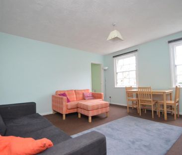 3 bedroom apartment to rent - Photo 2