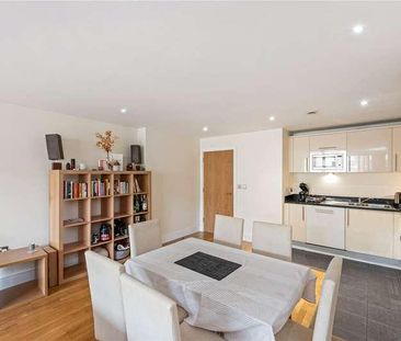 Drayton Park, London, N5 - Photo 1