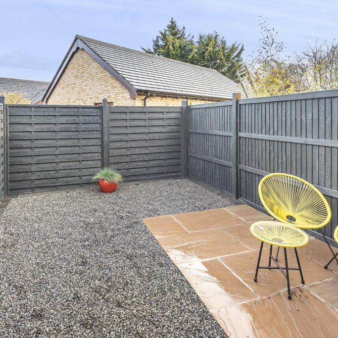 3 bedroom terraced house to rent - Photo 1