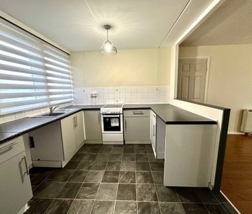 Williams Close, Gosport - Photo 2