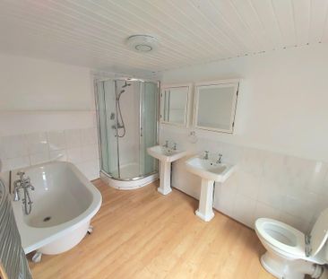 2 bedroom terraced house to rent - Photo 5