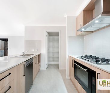 11 Mornington Crescent, Nar Nar Goon North, Vic 3812 - Photo 6