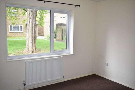 Clipston Walk, Westwood, Peterborough, PE3 - Photo 3