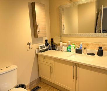 For Lease - 234 Waterbury Street, Caledon, Ontario - Photo 5