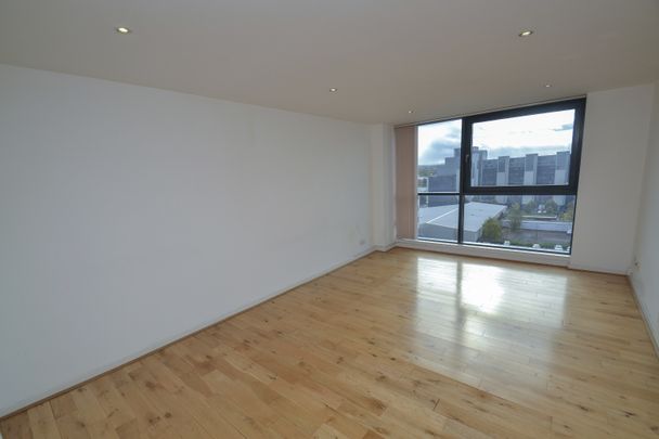 2 bed flat to rent in Finnieston Square, Glasgow, G3 8 - Photo 1